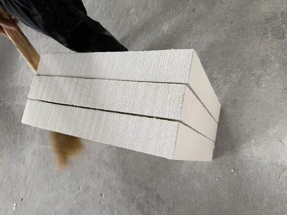 水泥厂的保温耐火材料有哪些