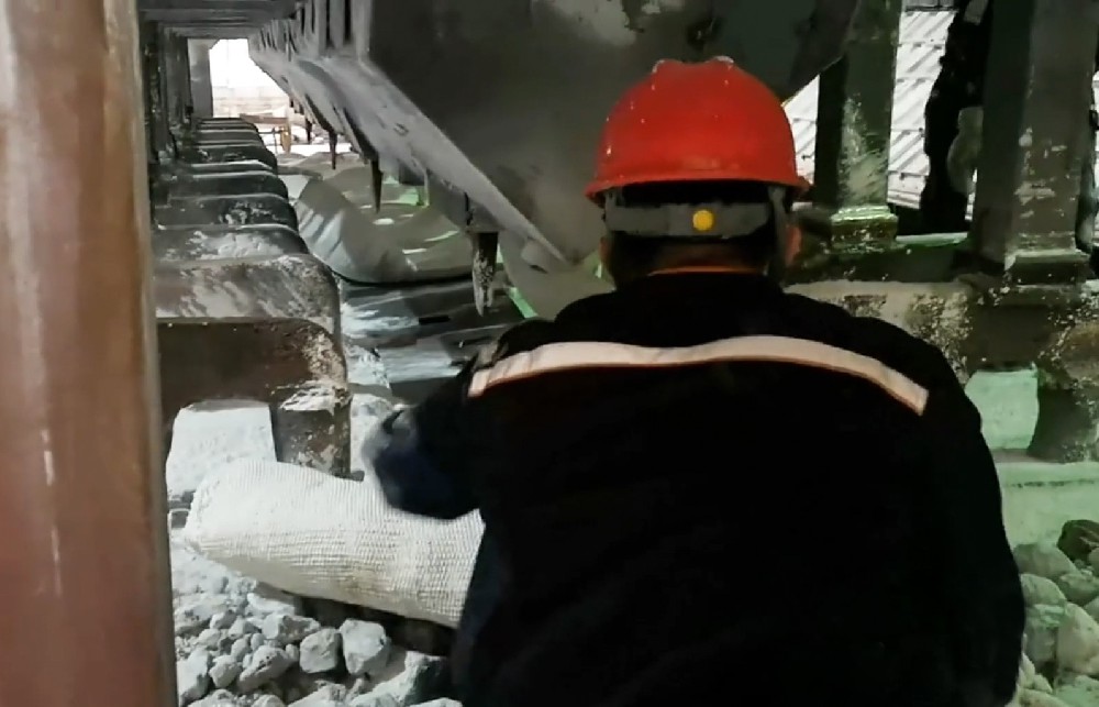 陶瓷纤维布：电解槽保温的“隐形卫士”，郑州盛世金鼎为您筑牢安全防线