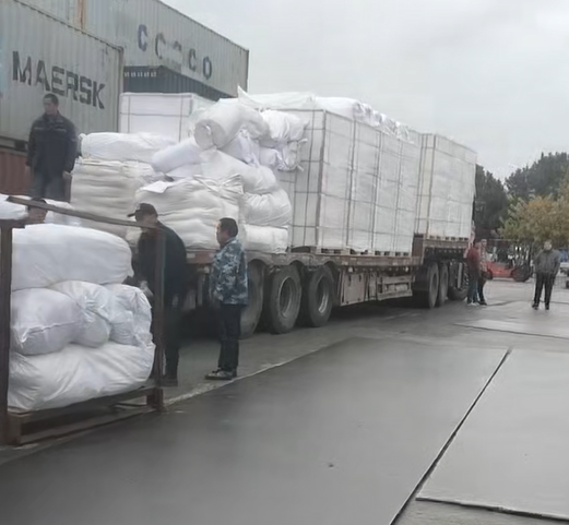 600㎡的6英寸铝箔陶瓷纤维毯背衬保温材料